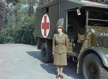 Hrh_Princess_Elizabeth_in_the_Auxiliary_Territorial_Service,_April_1945_TR2832